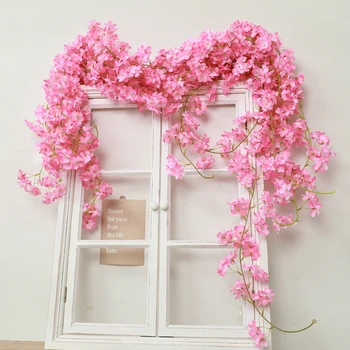 180cm hosszú műcseresznye virág koszorú dekoratív koszorú húr esküvői parti ív elrendezés rózsaszín selyem virágok szőlő