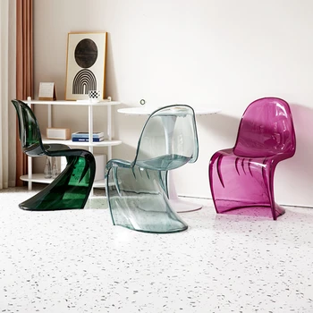 Akril átlátszó székek, műanyag kristályszékek, sűrített háztartási étkezőasztalok és székek.