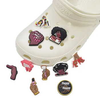1db Aranyos Croc charms Cipő dekoráció csat kiegészítők DIY boldog lány fekete nő sarok ajándék lányoknak csepp szállítás nagykereskedelem