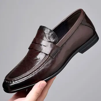 Márka Designer bőr Üzleti bőr cipők Hivatalos férfi cipők Divat alkalmi cipők Kiváló minőségű puha talpú naplopók B50