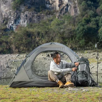 Kültéri egyszerű egyszemélyes túrasátor Dupla kültéri kempingszerszám Hegymászás Ultrakönnyű kemping Esőálló napvédő sátor