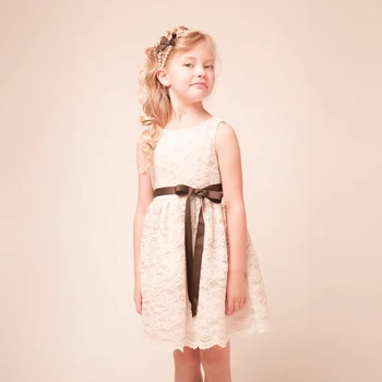 Nyár Kiváló minőségű gyermekruhák Tinédzser gyerekruha lányoknak 2-12 éves korig Gyönyörű csipkevirág ruha fehér kislány ruha
